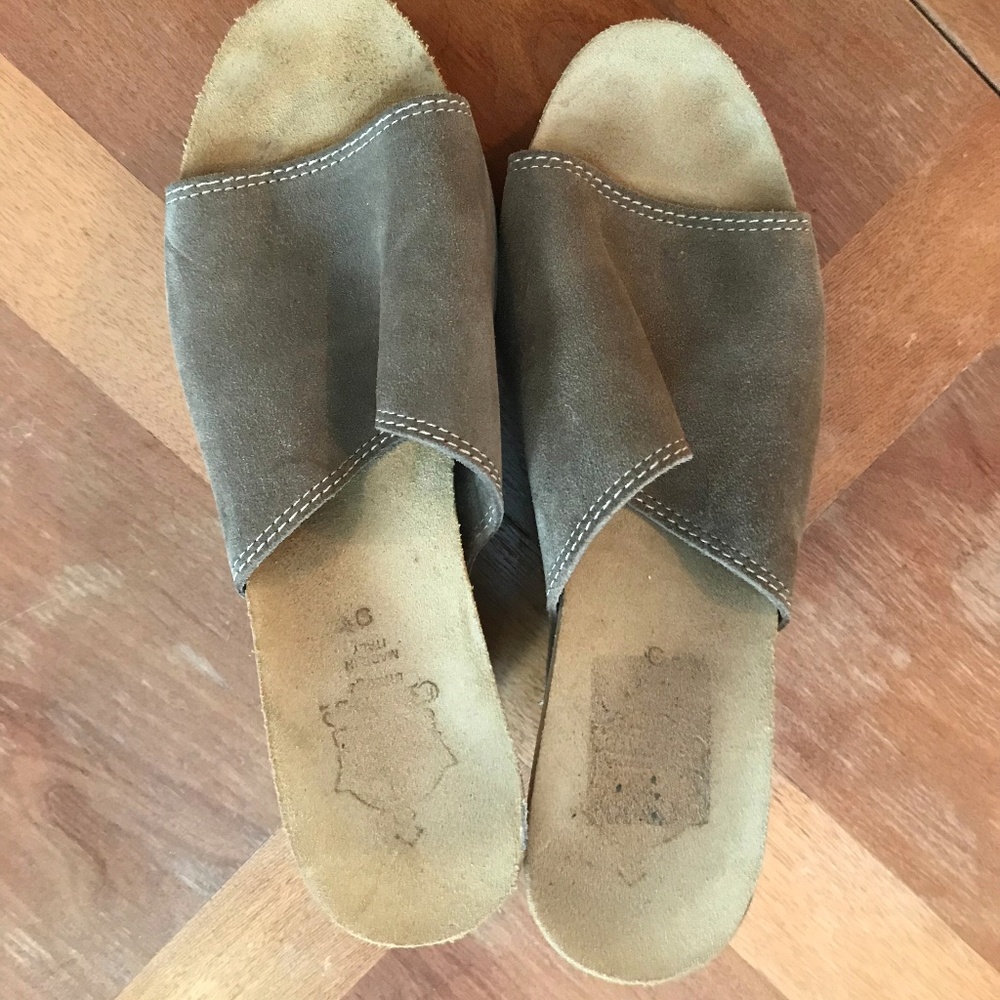 suede wedge slides
